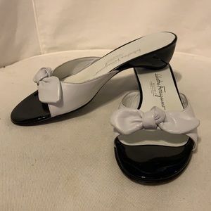 Salvatore Ferragamo Slides 7.5 B